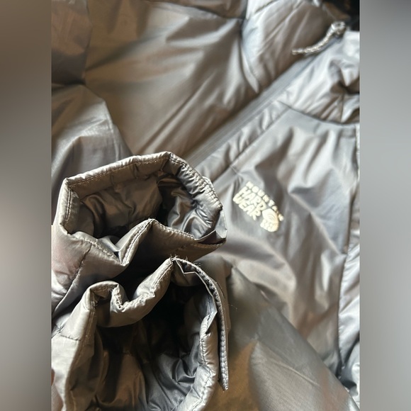 Mountain Hardware Compressor Hoody - Picture 5 of 10